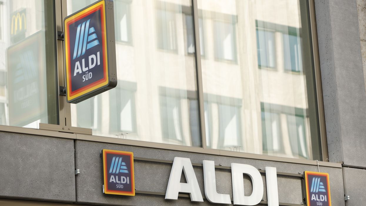 Aldi supermarket sign