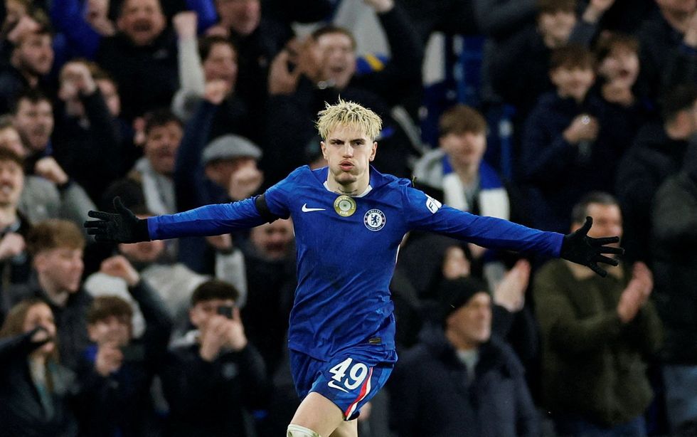 Alejandro Garnacho's double for Chelsea keeps them in the tie