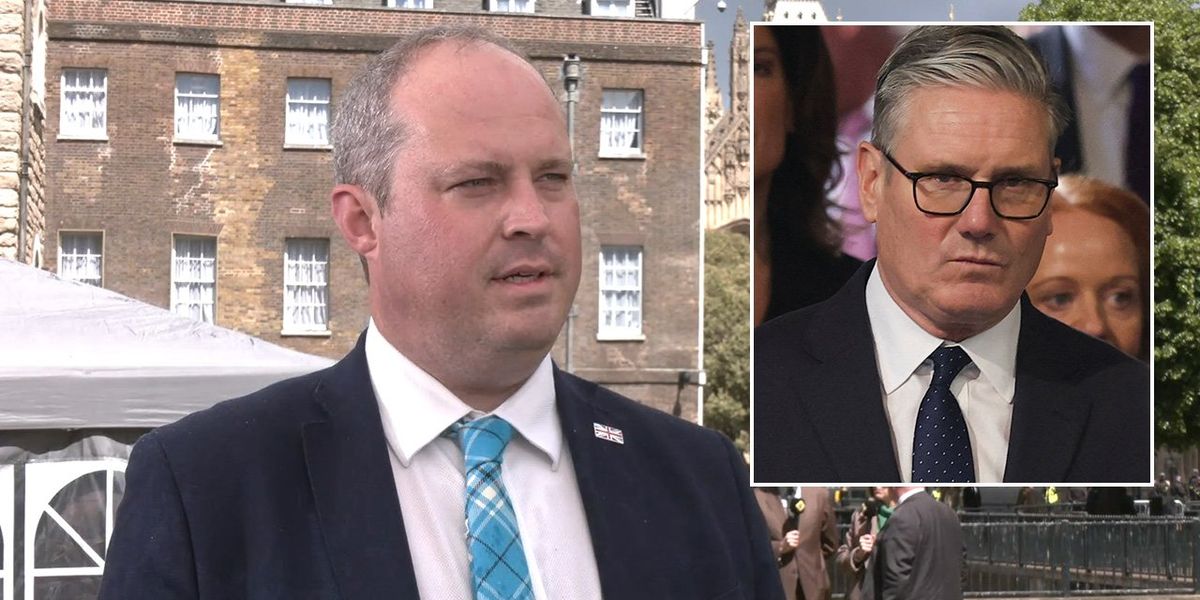 'Time for him to go!' Keir Starmer handed scathing assessment after 'staggering' King's Speech 'Time for him to go!' Keir Starmer handed scathing assessment after 'staggering' King's Speech
