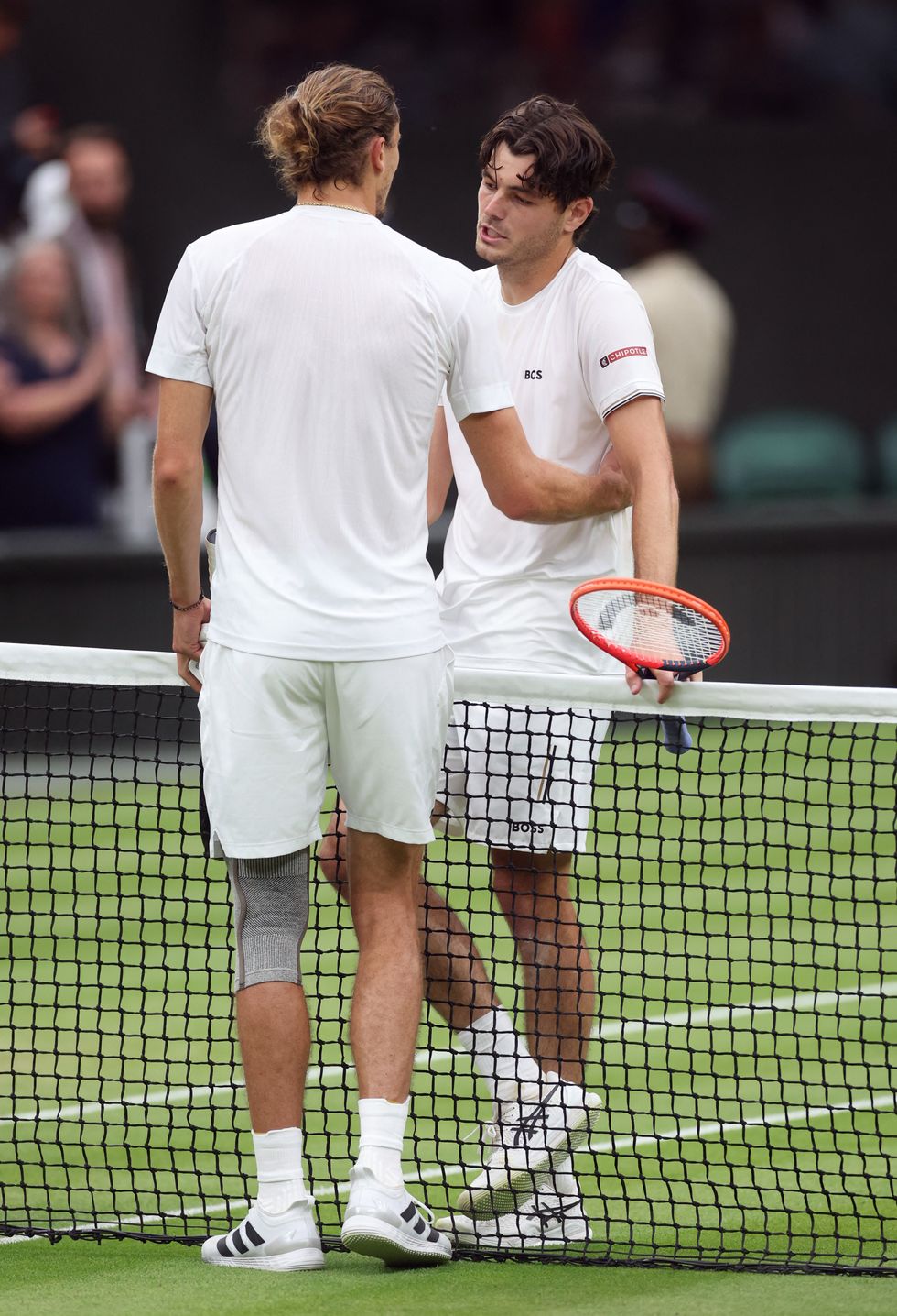 Alexander Zverev was wearing a sleeve on his left knee