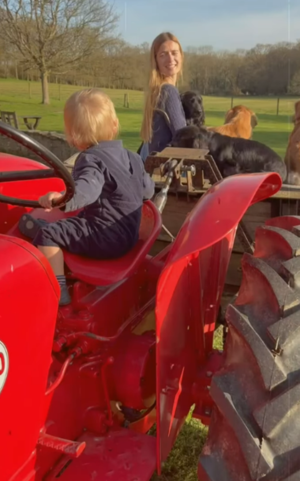 Alizee Thevenet and Inigo Middleton