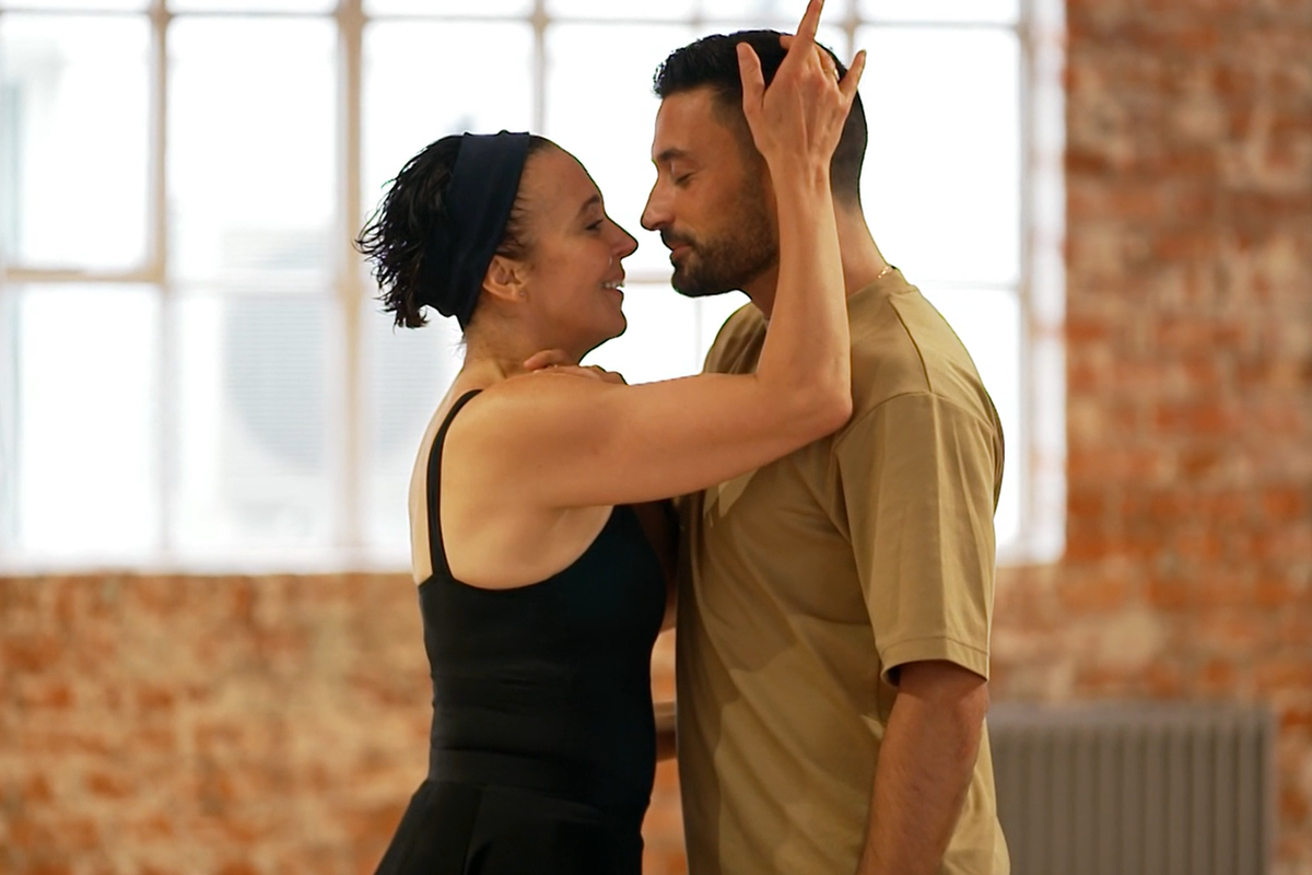 Amanda Abbington and Giovanni Pernice