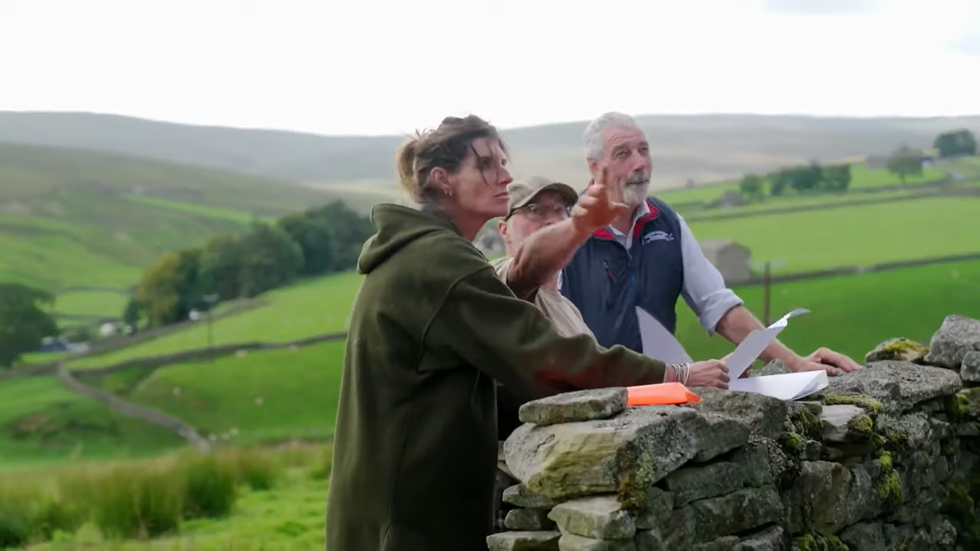 Amanda and Clive Owen plan refurbishment