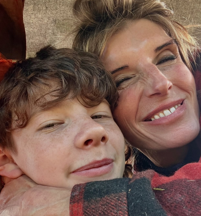 Amanda and Sydney Owen