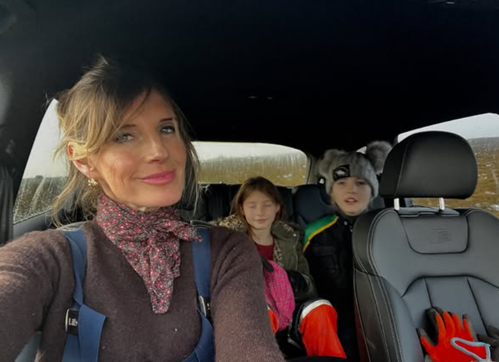 Amanda Owen and family