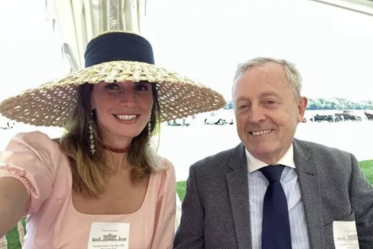 Amanda Owen and Robert Davies