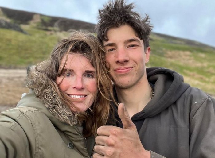 Amanda Owen and son Reuben