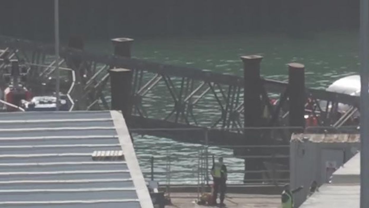 Urgent Channel rescue underway with 'migrants in the water' as one woman dies and hundreds more attempt crossing