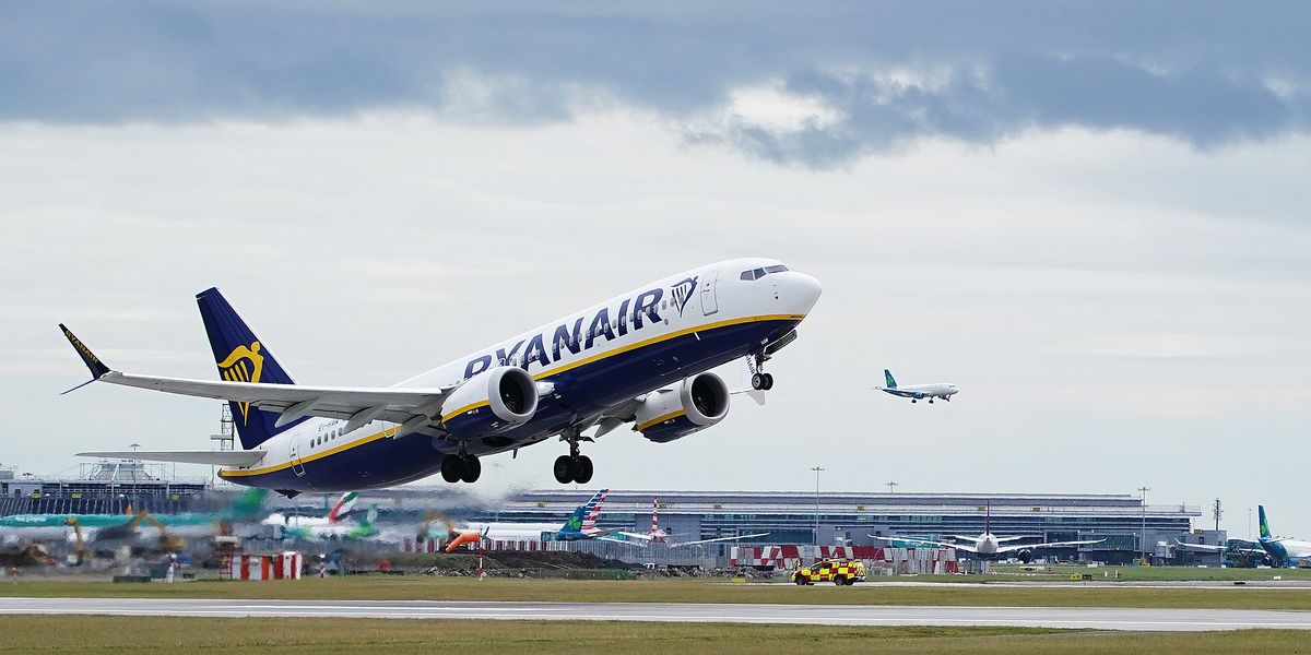 NextImg:Ryanair flight forced to U-turn just minutes into Dublin flight after 'minor' issue sparks delay