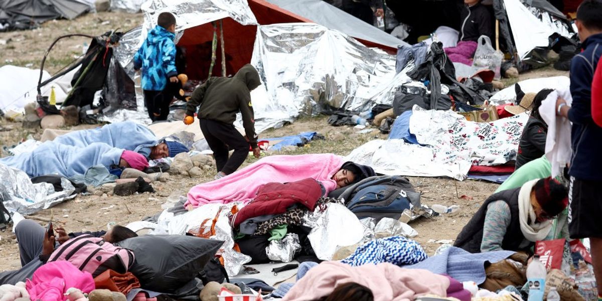 NextImg:California offers free healthcare for ALL illegal migrants while Americans have to pay
