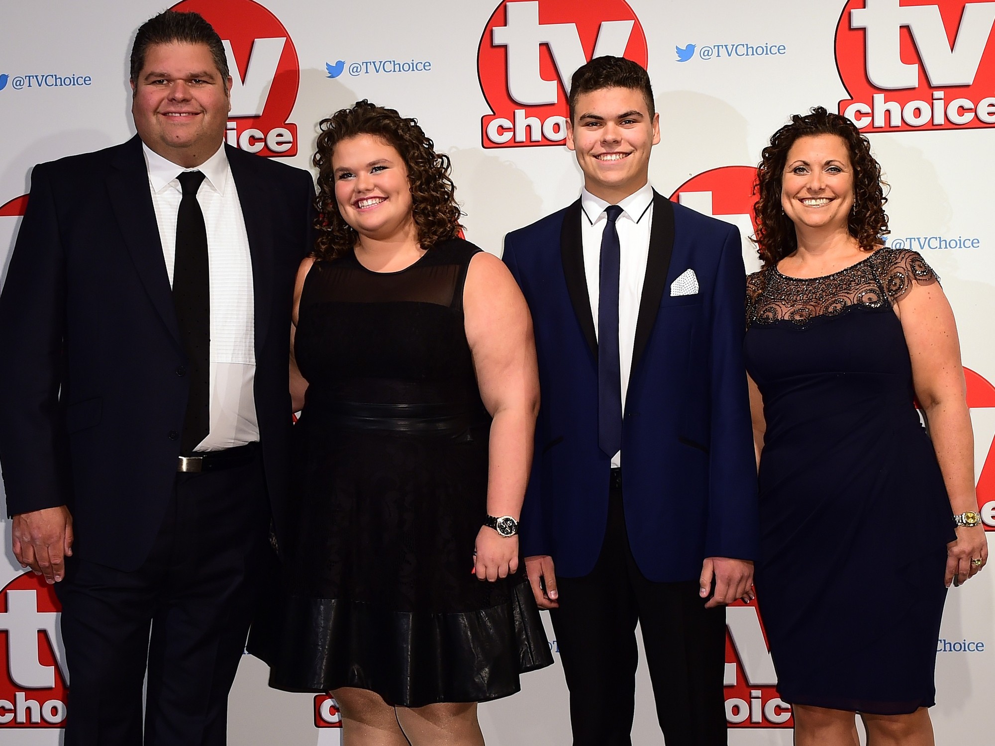 Gogglebox star Amy Tapper emotional as she shows off 6st weight loss ...