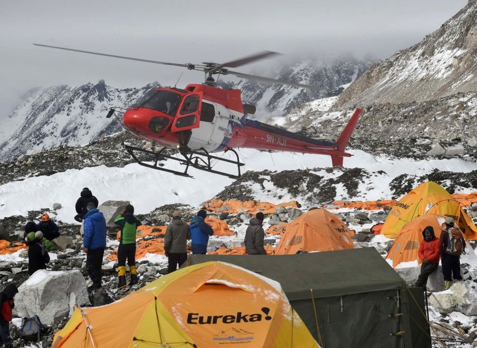 An Everest rescue