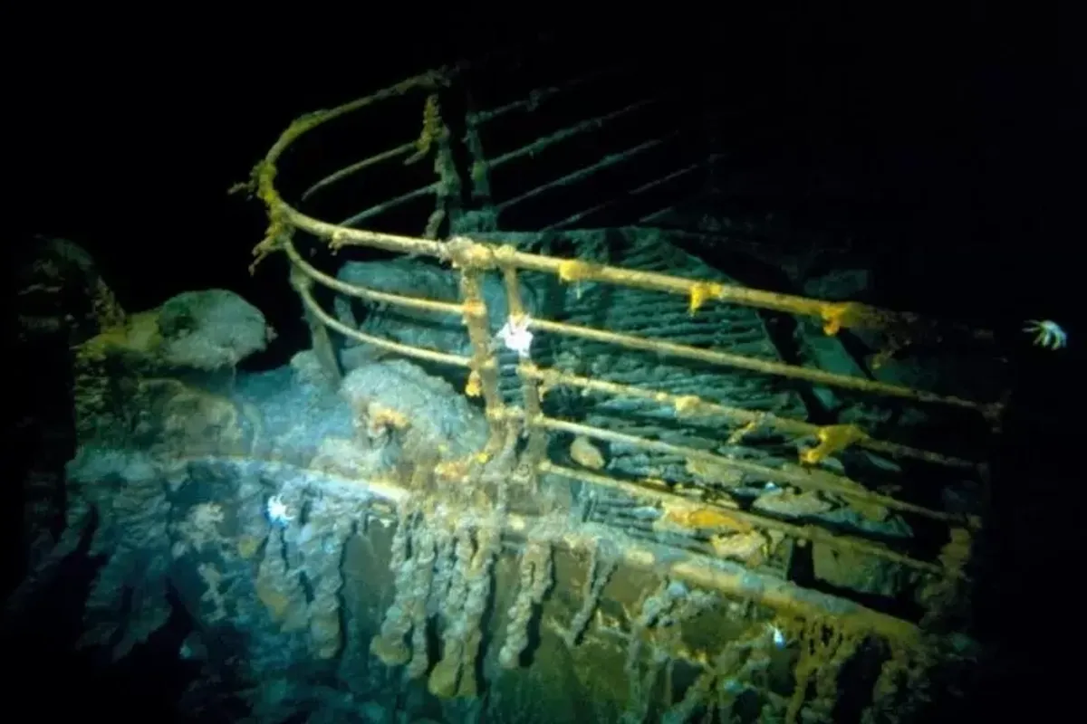 An image of the wreckage of the Titanic