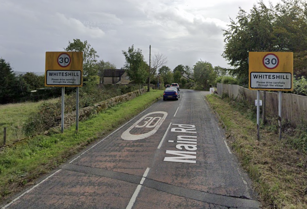 An image on the approach to Whiteshill