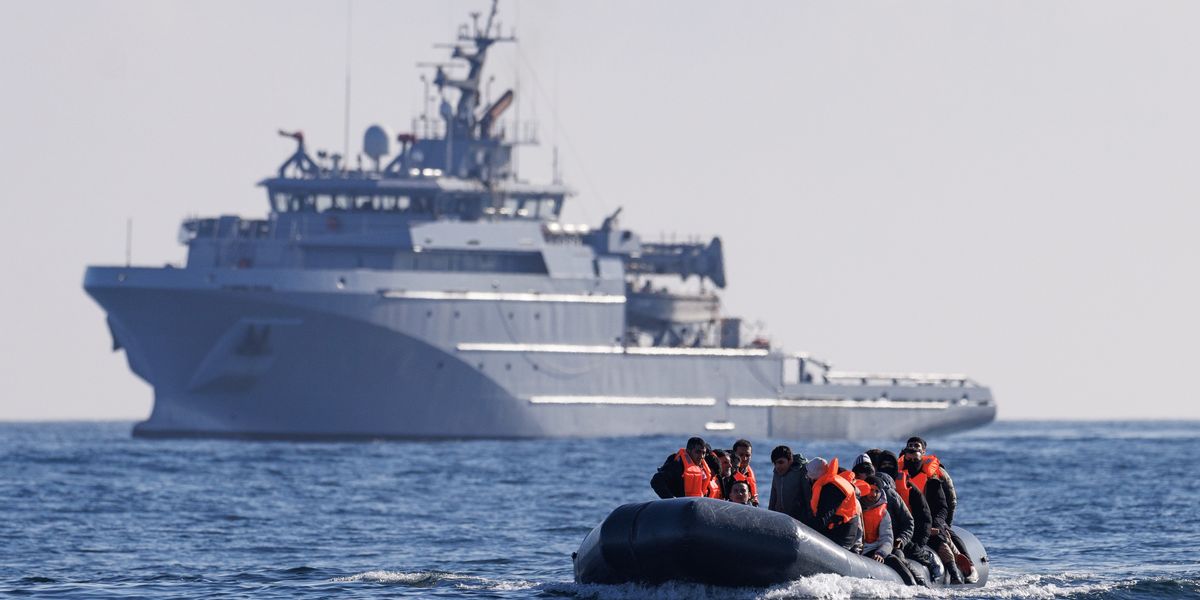 NextImg:Revealed: The benefits channel-crossing illegal migrants receive once they get to the UK