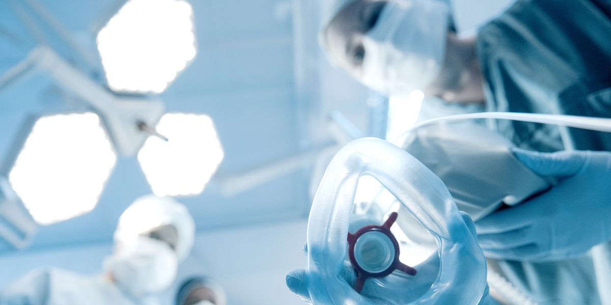 NextImg:Anaesthetists to take legal action against their OWN assistants 'putting lives at risk' with their incompetence