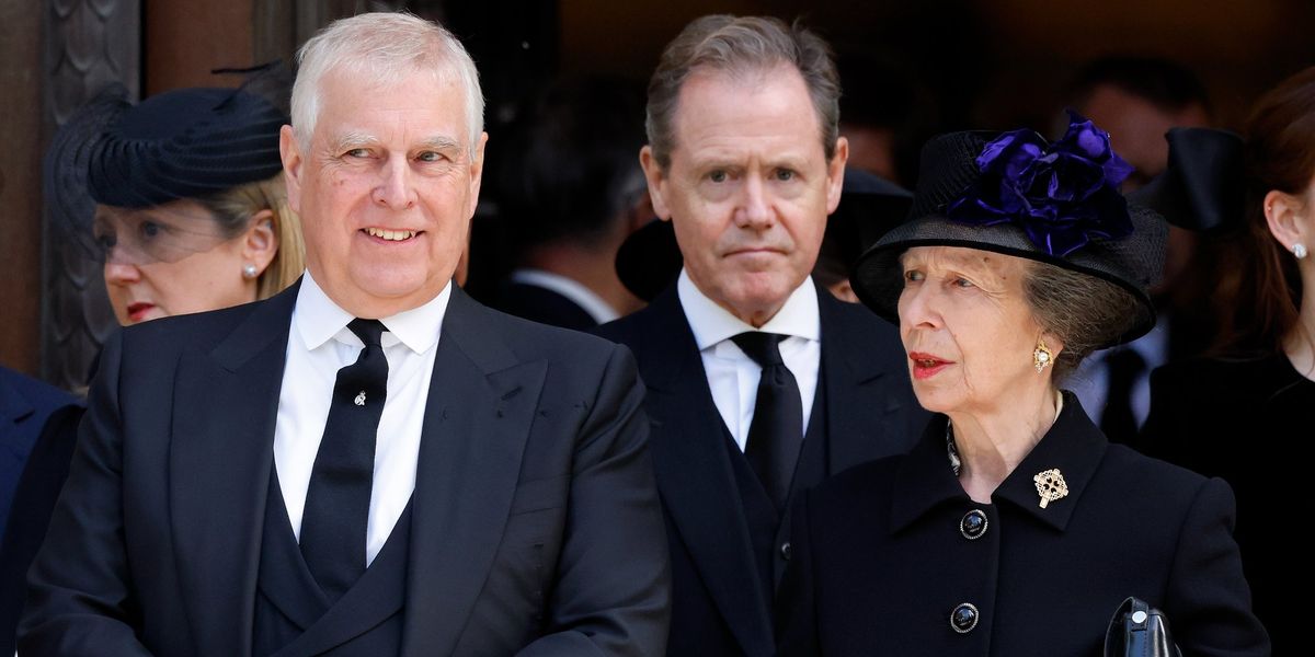 Andrew Mountbatten-Windsor’s siblings are having ‘an incredibly difficult time’ following arrest Andrew Mountbatten-Windsor’s siblings are having ‘an incredibly difficult time’ following arrest