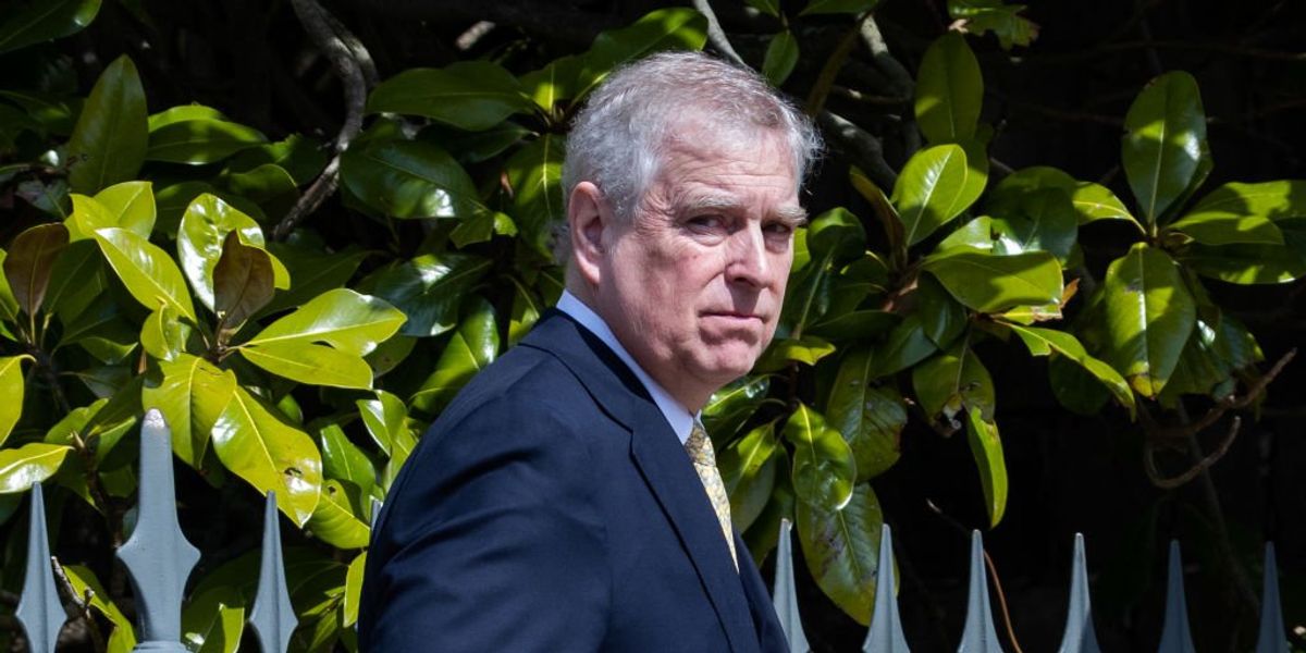 Andrew Mountbatten-Windsor prepares to leave 30-room Royal Lodge for ‘shoebox-sized’ temporary accommodation Andrew Mountbatten-Windsor prepares to leave 30-room Royal Lodge for ‘shoebox-sized’ temporary accommodation