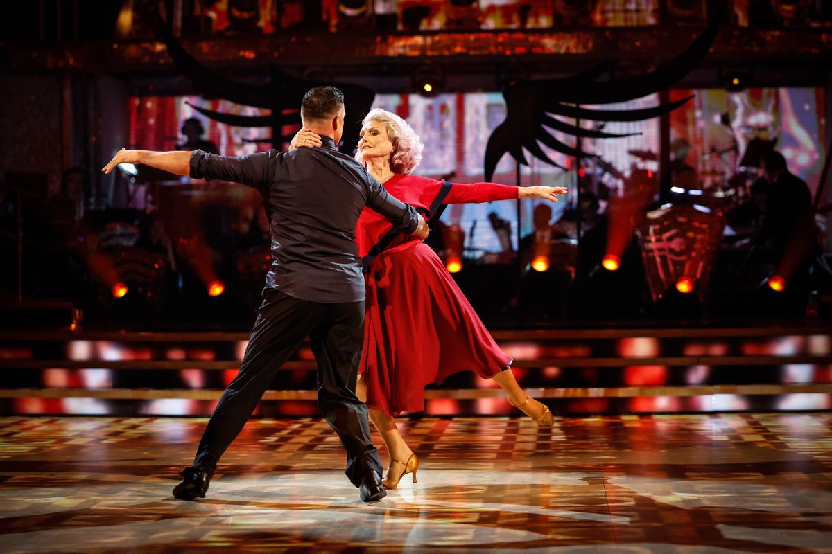 Angela Rippon and Kai Widdrington's Rumba