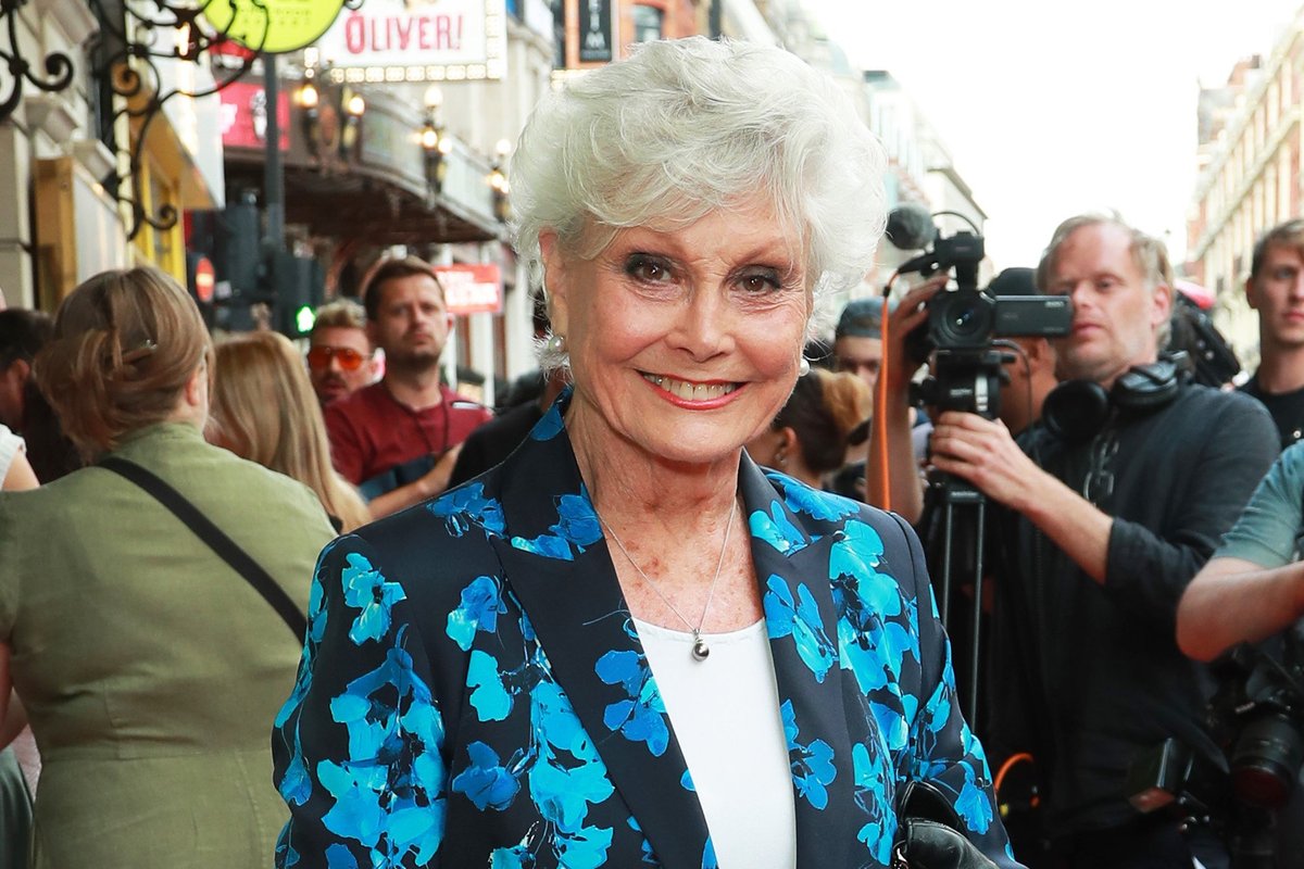 Angela Rippon