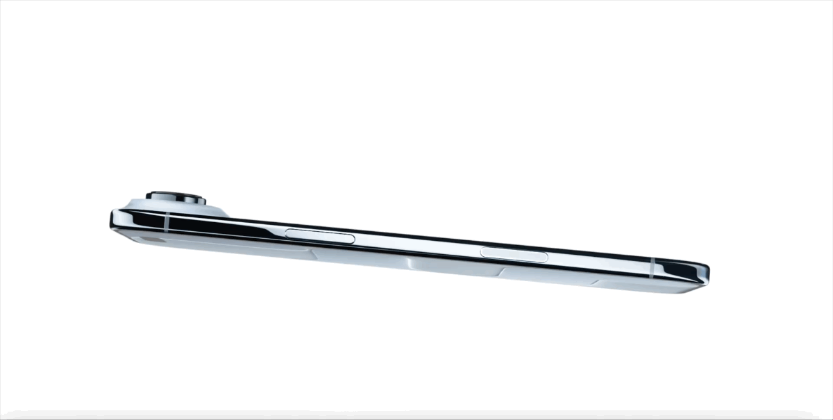 animated GIF showing the new iPhone Air 