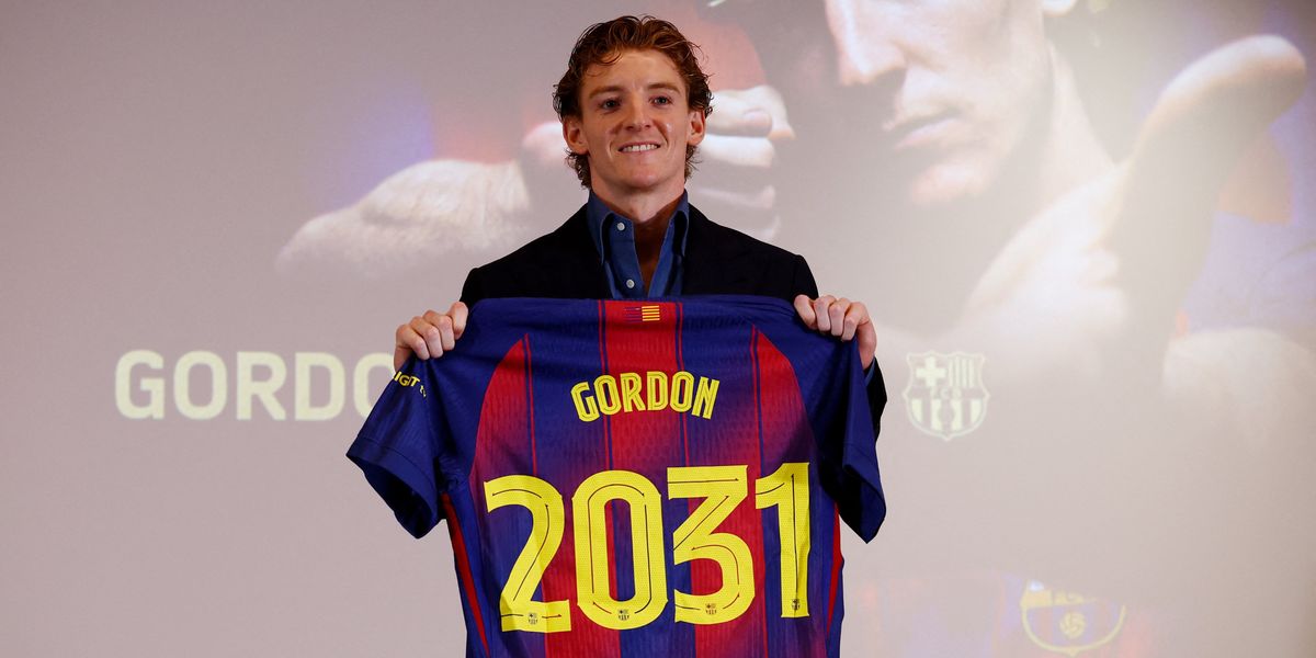 Anthony Gordon completes move to Barcelona from Newcastle Anthony Gordon completes move to Barcelona from Newcastle