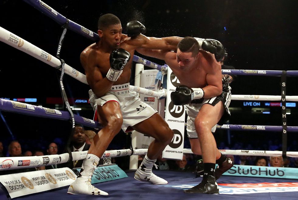 Anthony Joshua beat Joseph Parker in 2018