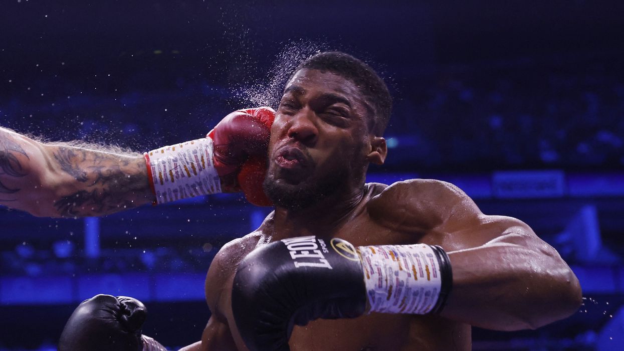 Anthony Joshua boxing