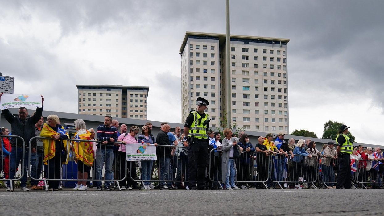 Anti-migrant protest outside hotel in Falkirk