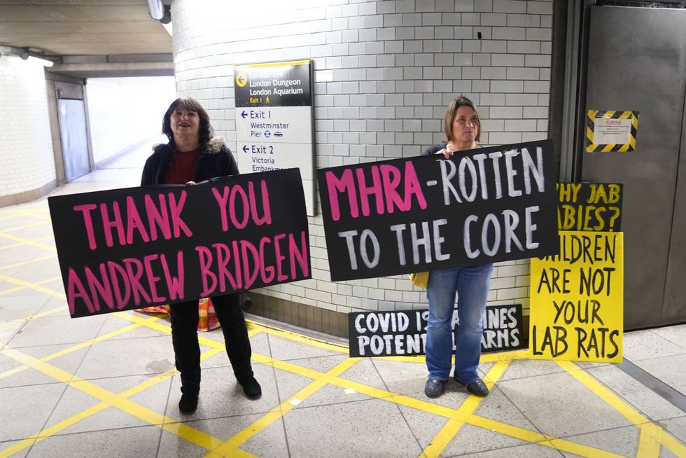 Anti-vaccine protesters showing support for Andrew Bridgen