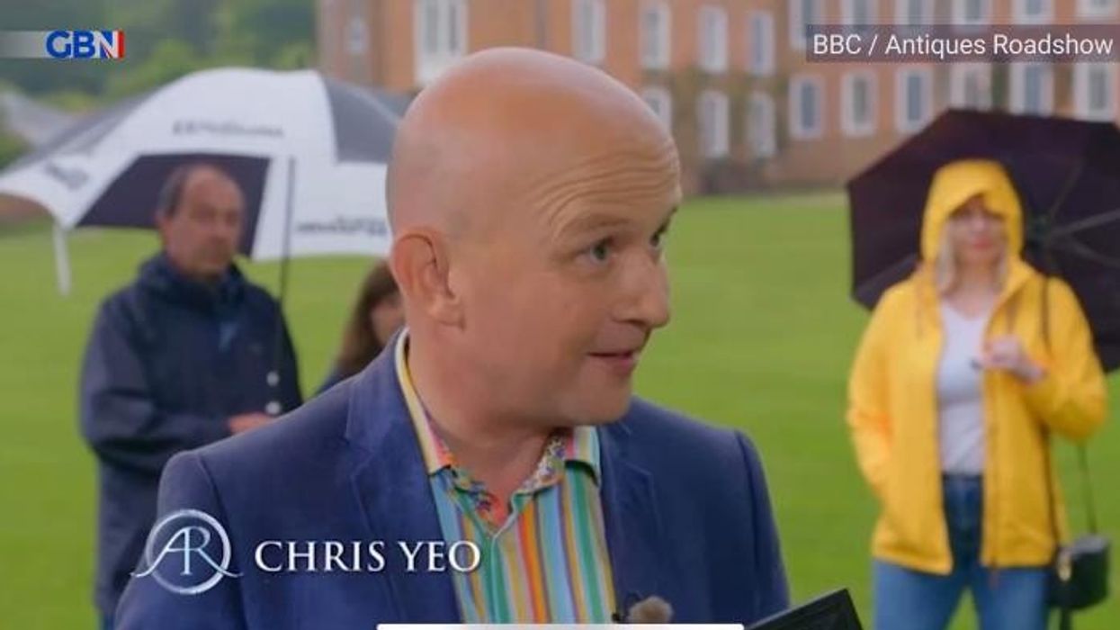 BBC Antiques Roadshow expert leaves guests gobsmacked with price tag of RAF WW2 item
