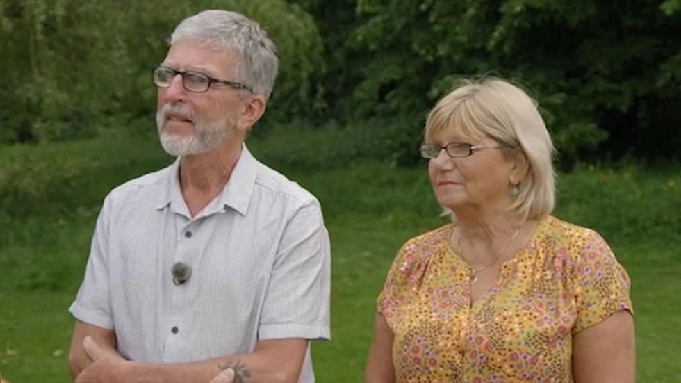 Antiques Roadshow guests