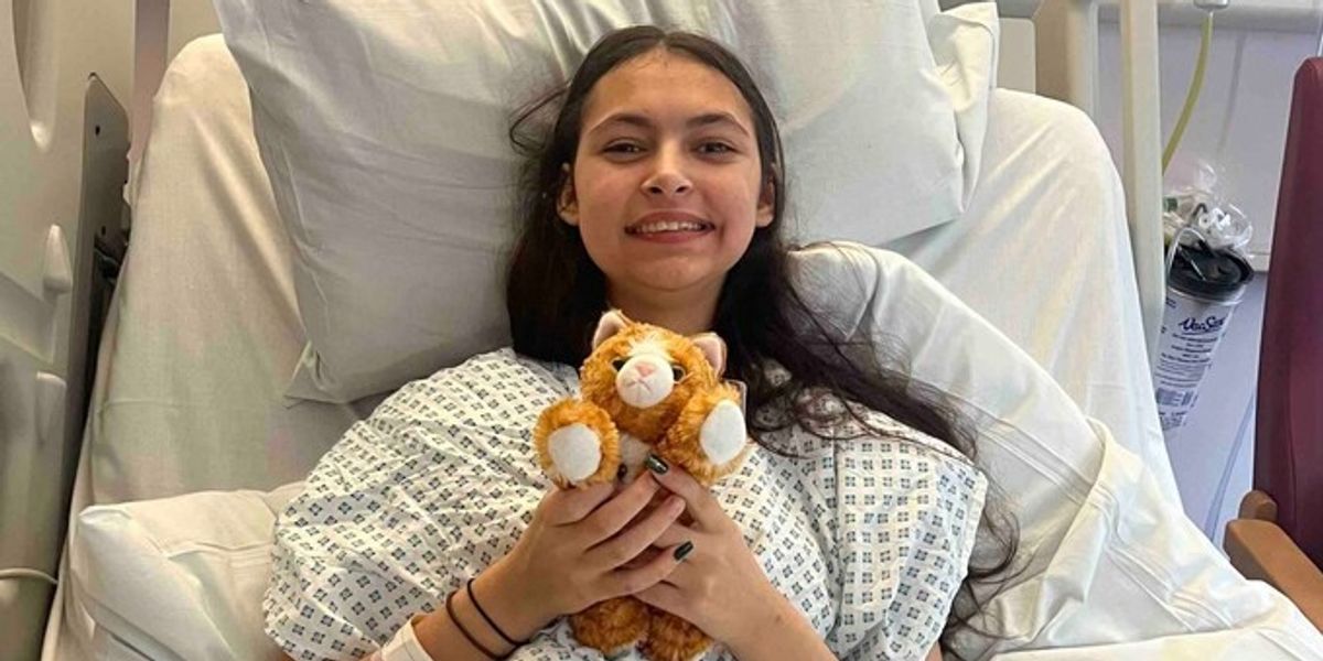 NextImg:Christmas market leaves girl 'fighting for her life' after 'catching E coli' during visit