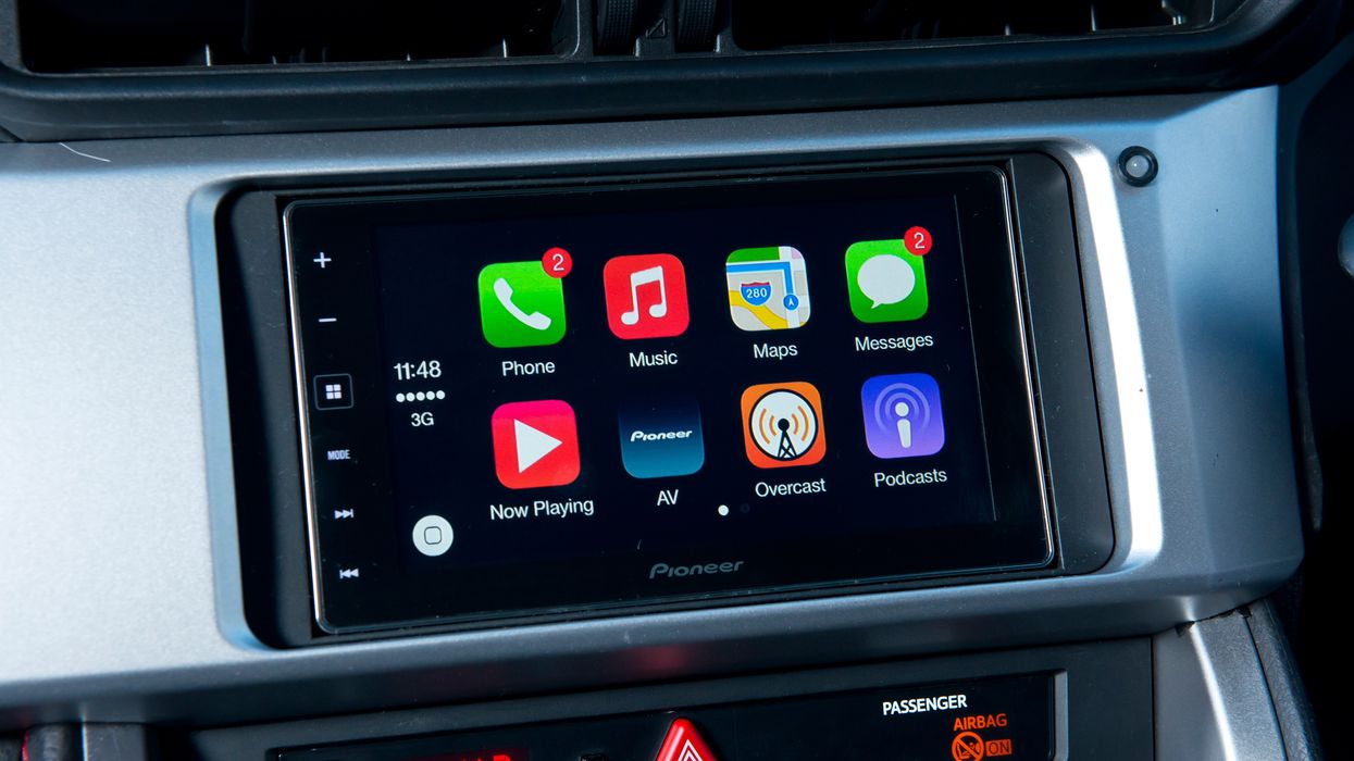 Apple CarPlay