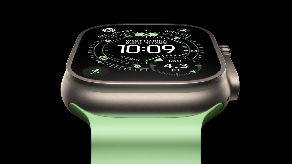 apple watch ultra 3 with green band