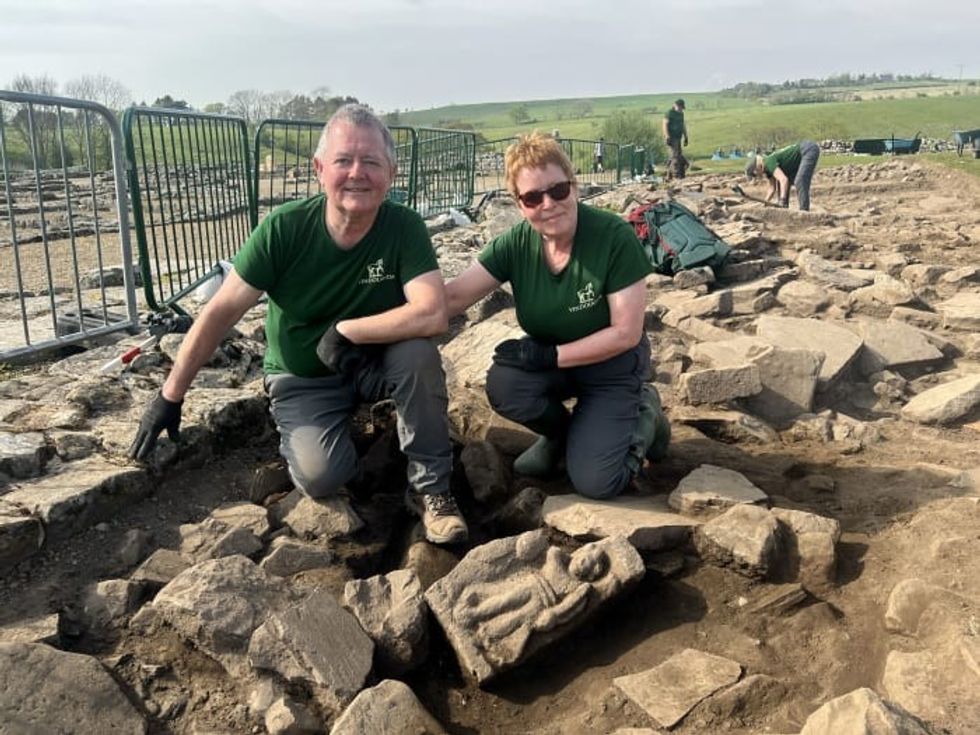 Archaeology finders