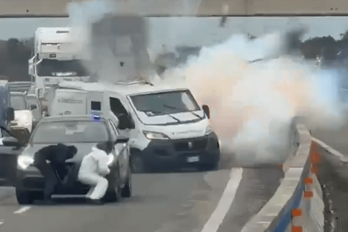 armed gang blows up van