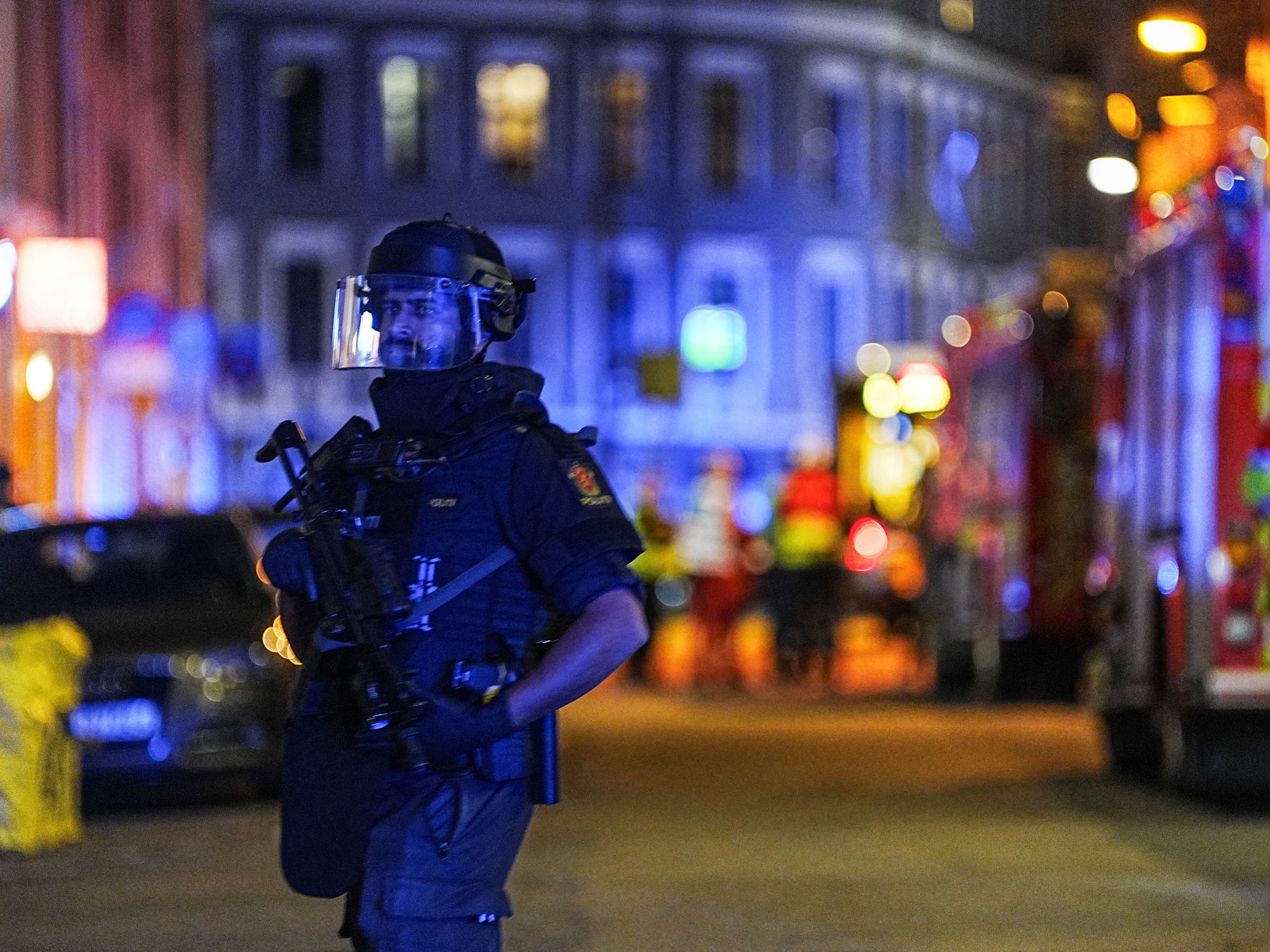 Armed police rush to centre of Oslo following explosion as force warns 'there could be more'