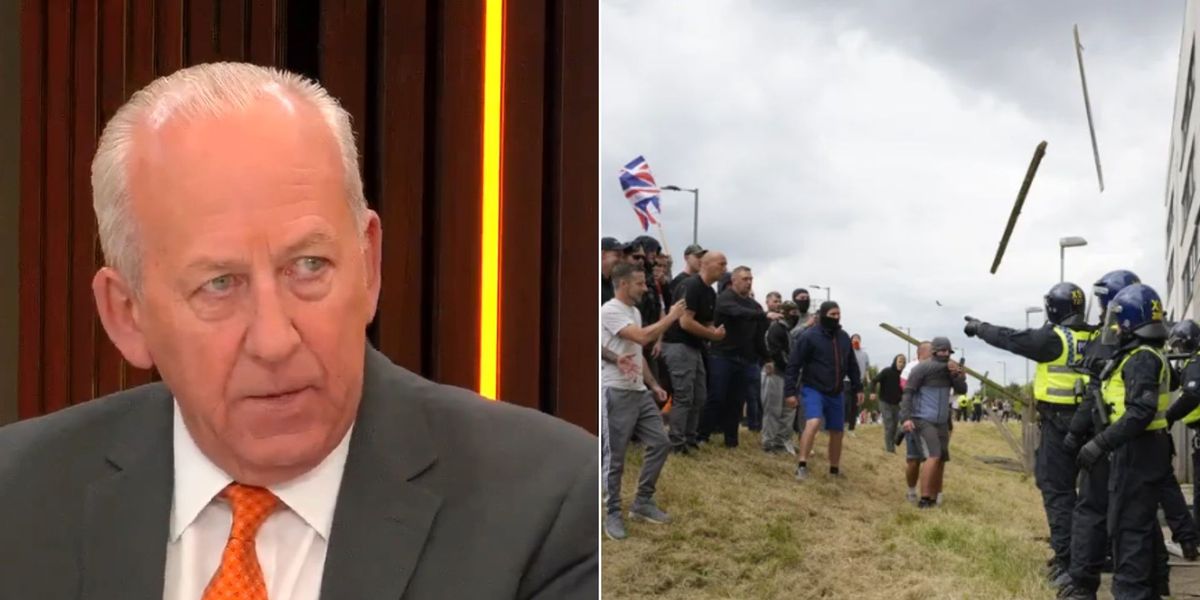 NextImg:'Arsonists be warned!' Former Police Officer cautions of 'LIFE sentences' for rioting 'far-right thugs'