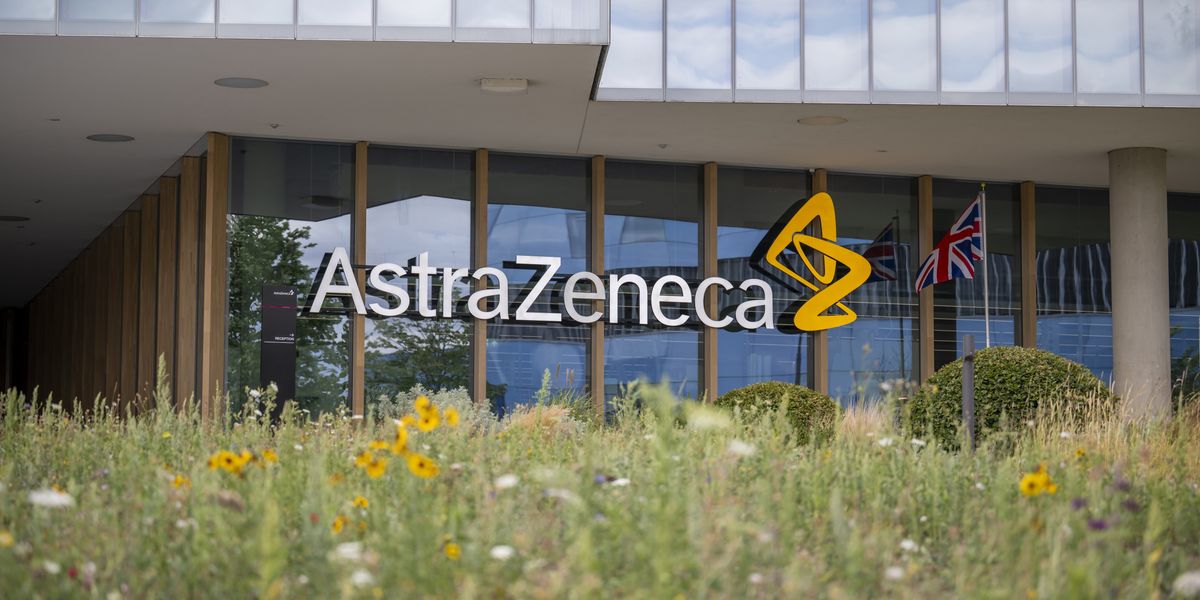AstraZeneca announces surprise U-turn with plan to inject Britain with massive £300m splurge AstraZeneca announces surprise U-turn with plan to inject Britain with massive £300m splurge
