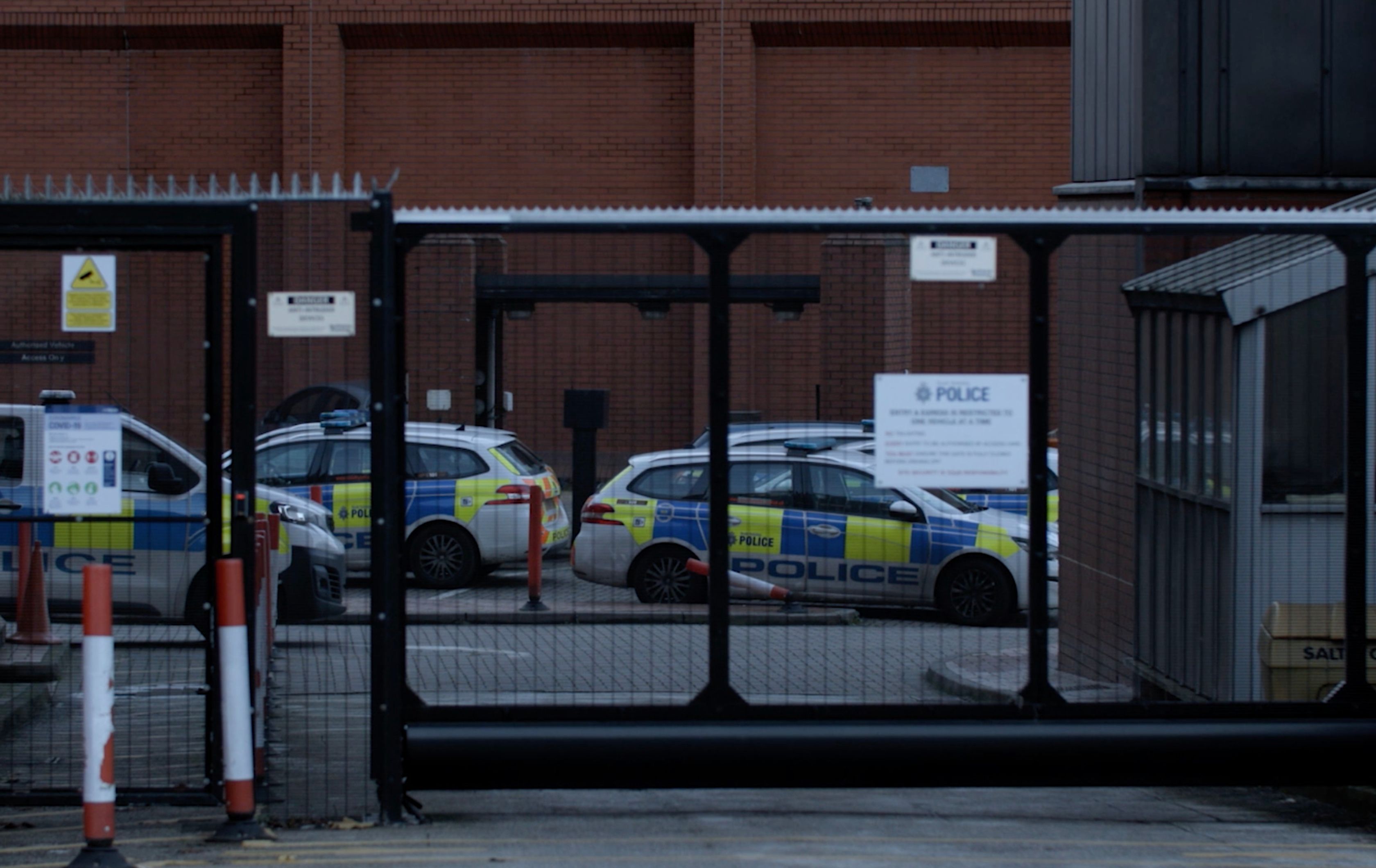 At least 400 survivors say they failed by the police in some way last year