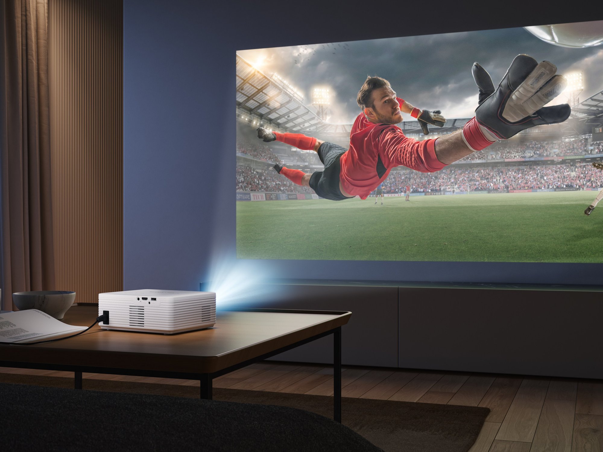 Aurzen Roku TV smart projector