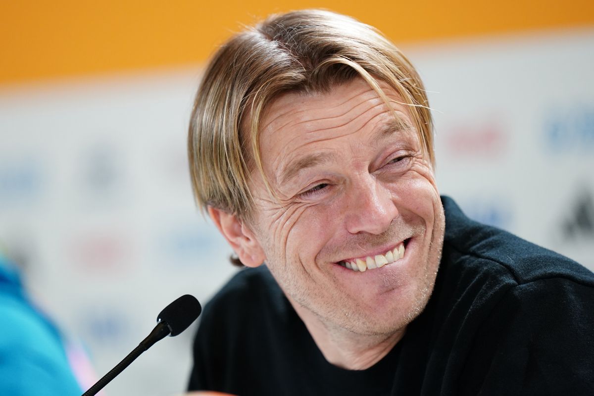 Australia boss Tony Gustavsson mischievously starts mind games with