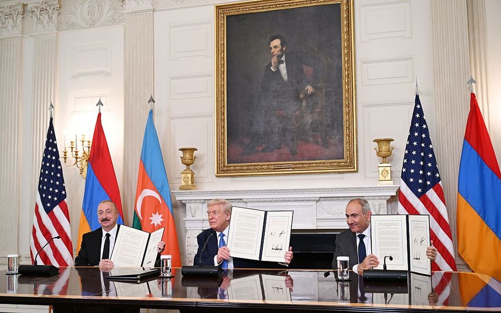 Azerbaijani President Ilham Aliyev, President Donald Trump and Armenian Prime Minister Nikol Pashinyan with the peace accords\u200b