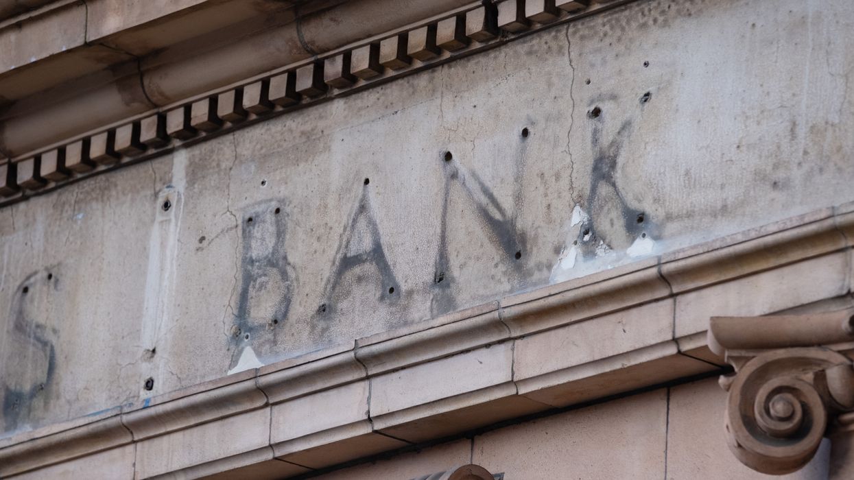 Bank branch without sign after Barclays closed location