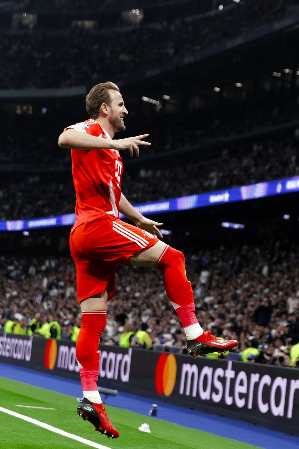 Bayern Munich remain on course for Champions League glory, with Real Madrid left with plenty of work to do ahead of next week's second leg