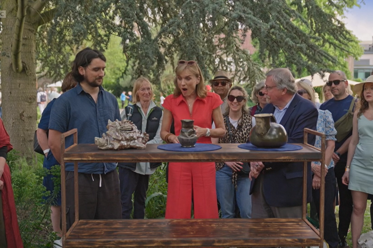 BBC Antiques Roadshow: Fiona Bruce