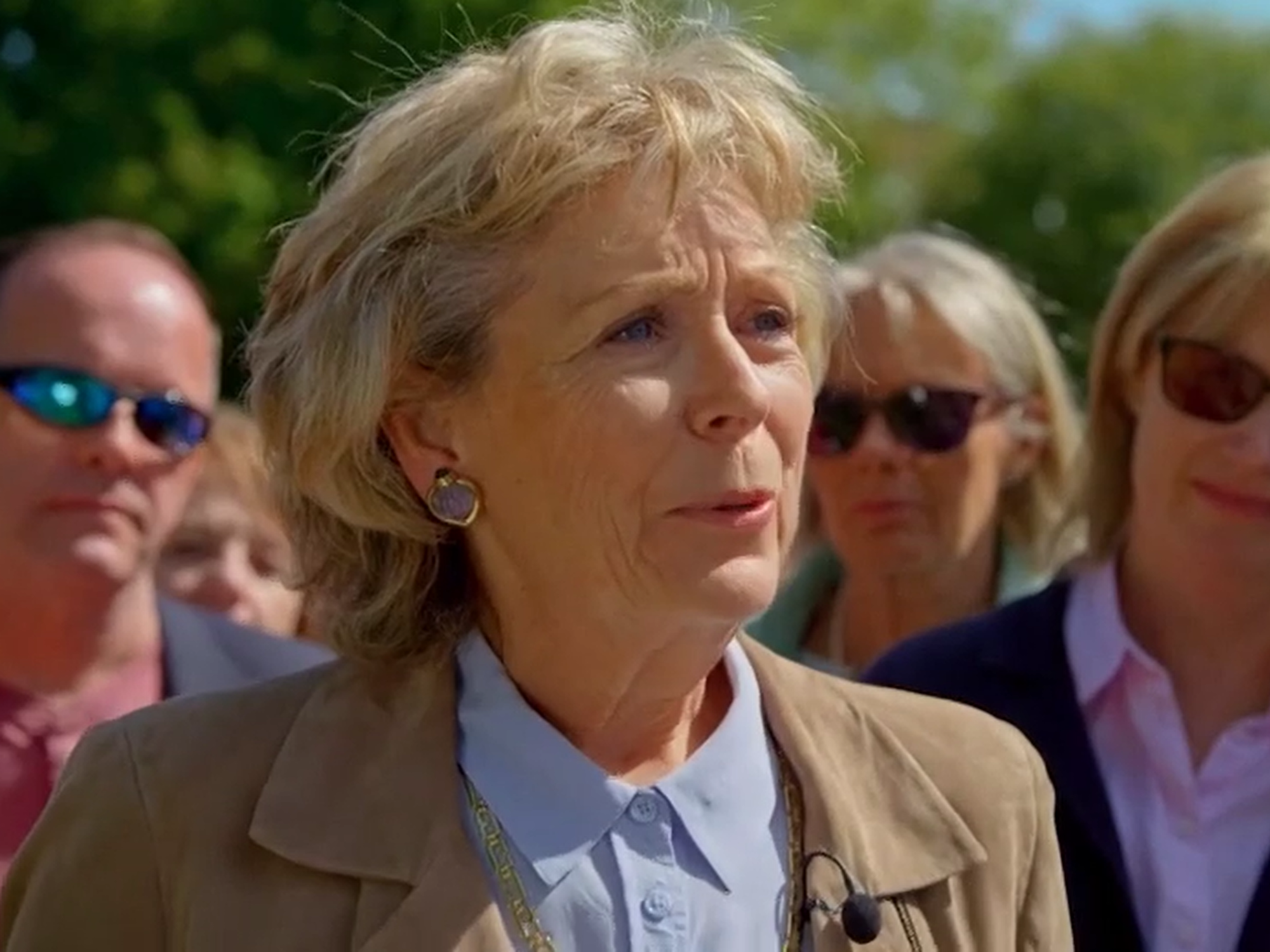 BBC Antiques Roadshow: Hilary Kay