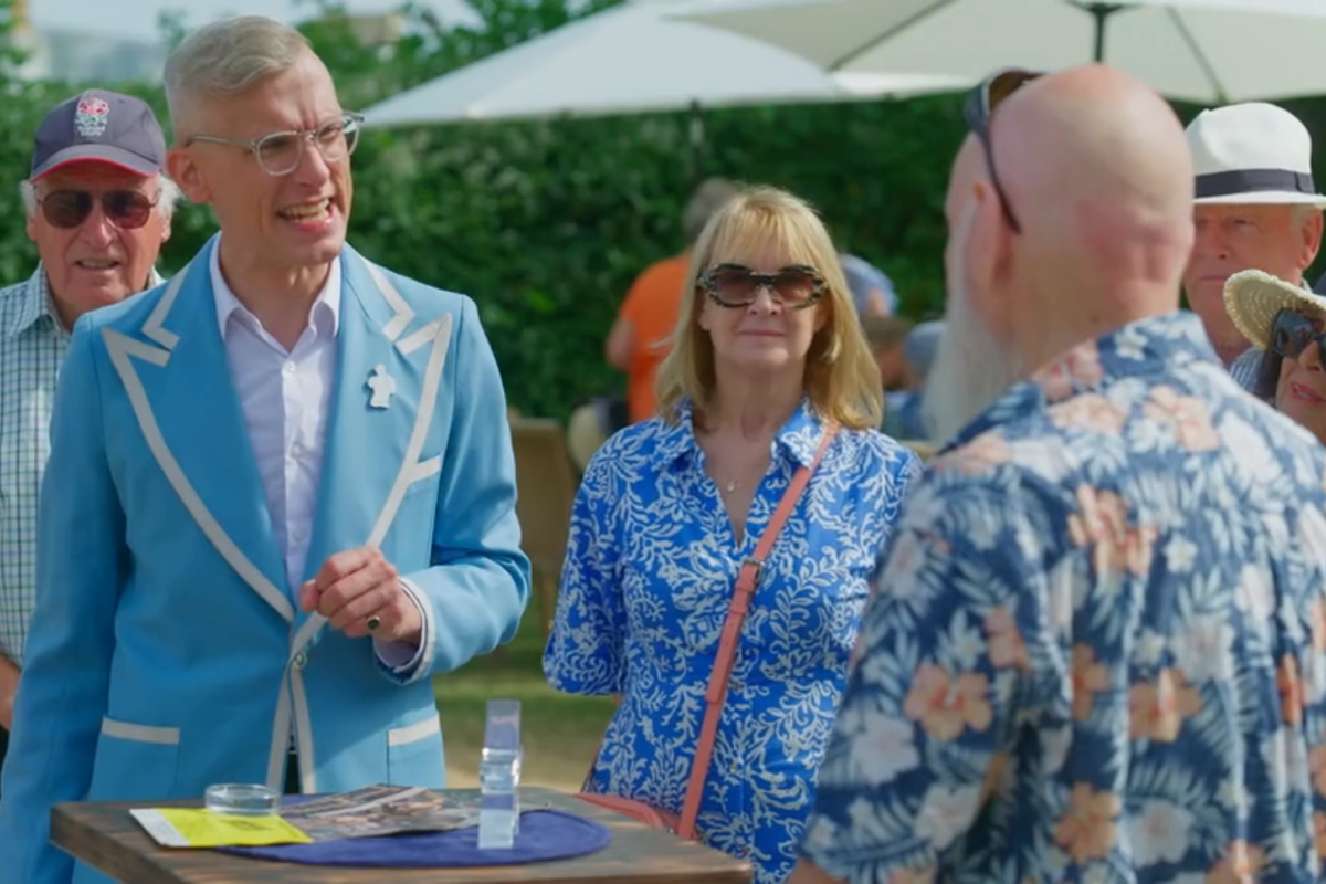 BBC Antiques Roadshow: Mark HIll