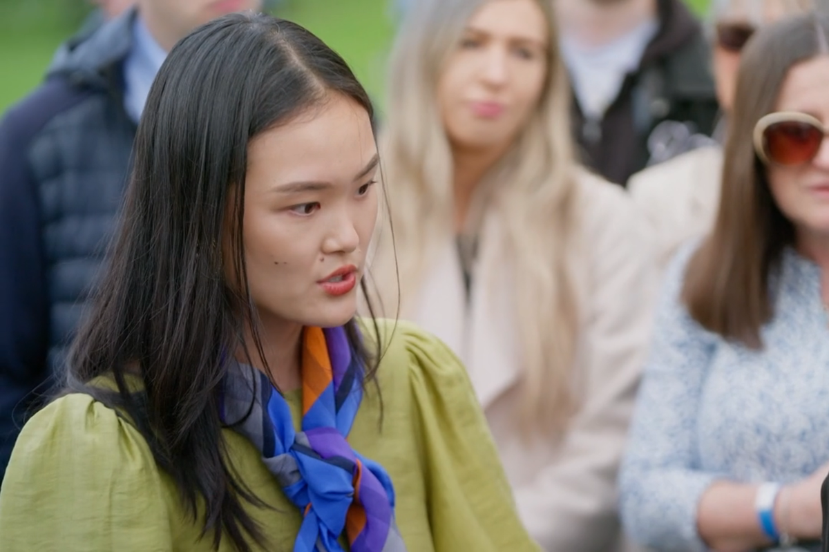 BBC Antiques Roadshow: Suzie Yang